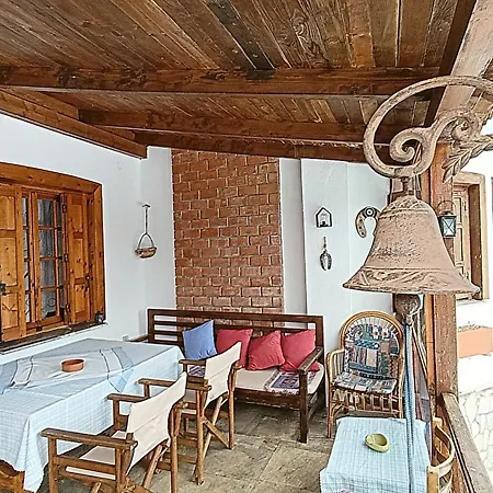 فيلة Woodman's Vlataneoi